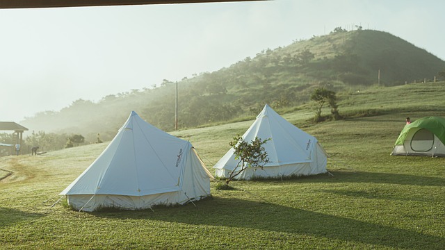 Ontdek de charme van het glamping in een safaritent in frankrijk